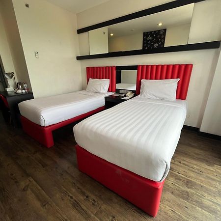 Kalya Hotel Bandung Dago Экстерьер фото