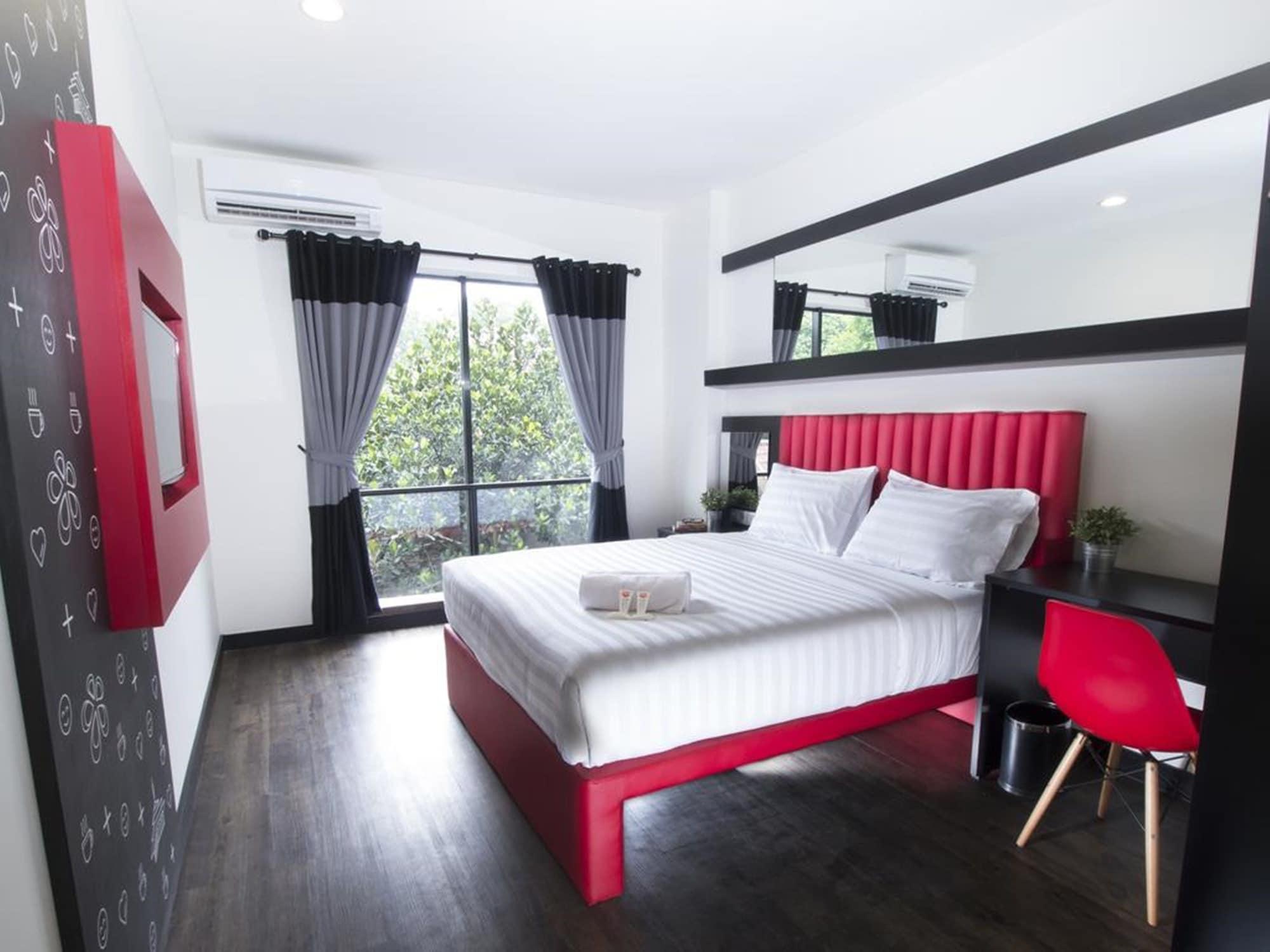 Kalya Hotel Bandung Dago Экстерьер фото