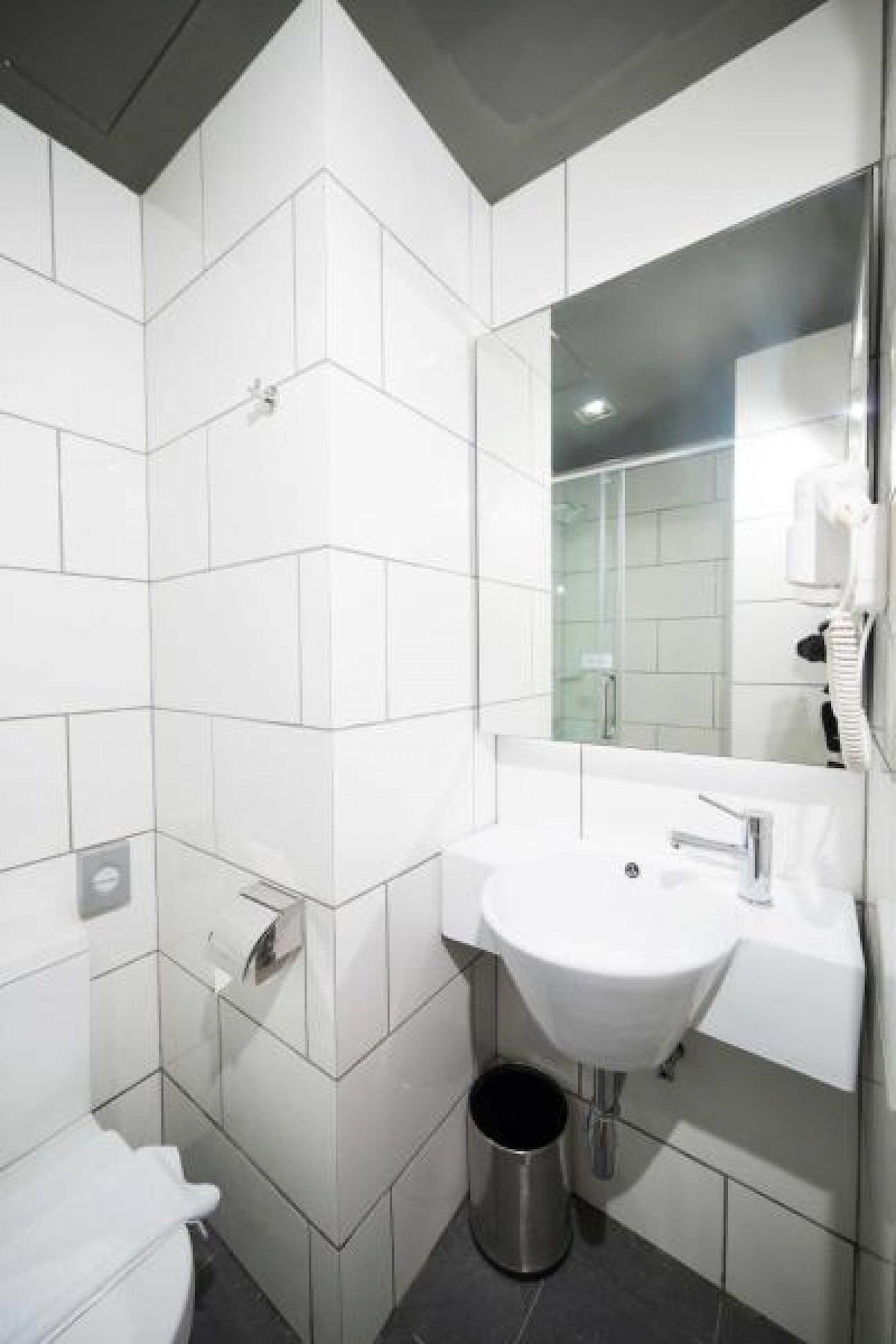 Kalya Hotel Bandung Dago Экстерьер фото