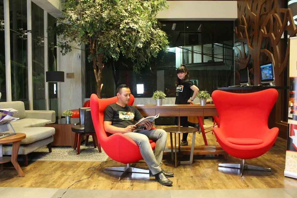 Kalya Hotel Bandung Dago Экстерьер фото
