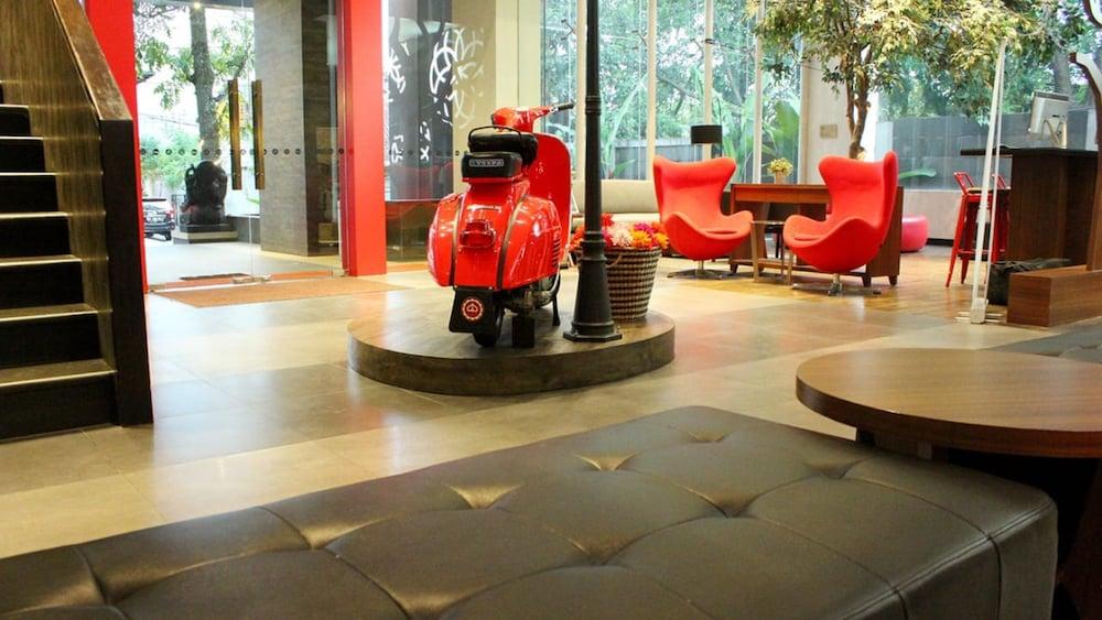 Kalya Hotel Bandung Dago Экстерьер фото
