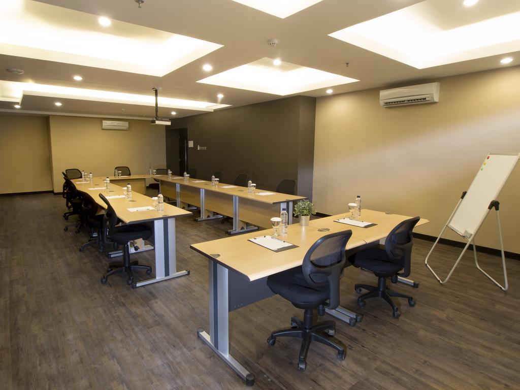 Kalya Hotel Bandung Dago Экстерьер фото