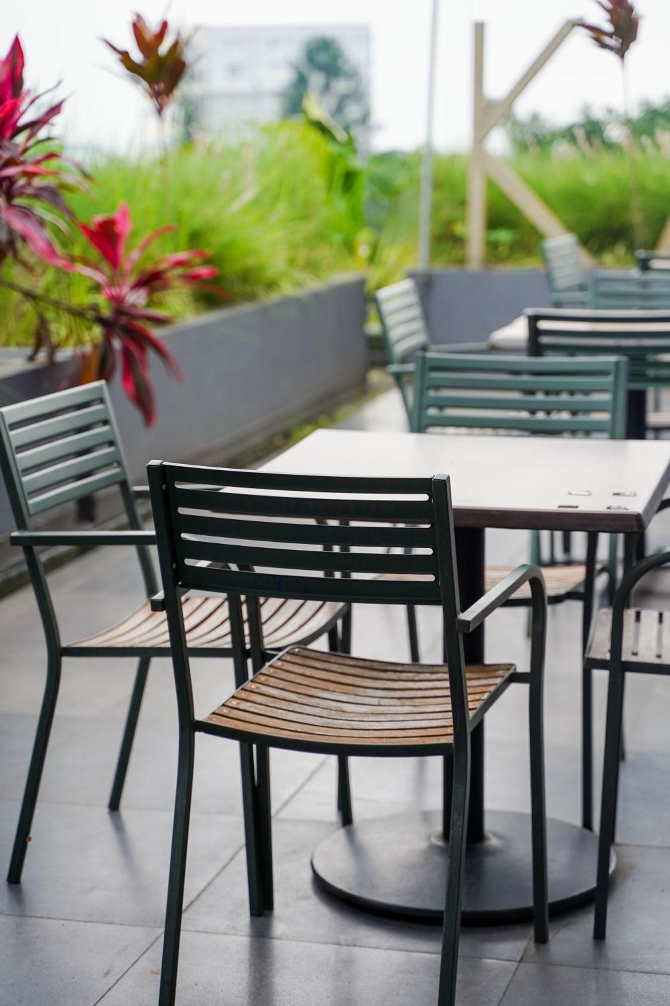 Kalya Hotel Bandung Dago Экстерьер фото