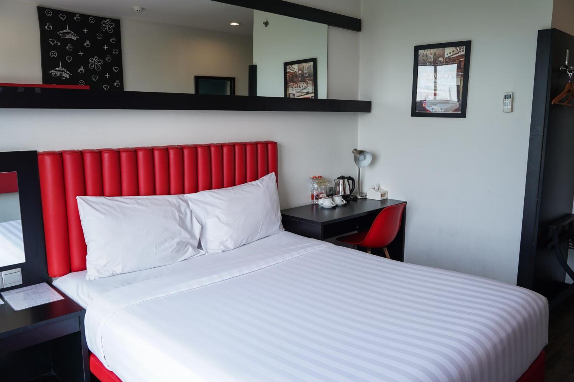 Kalya Hotel Bandung Dago Экстерьер фото