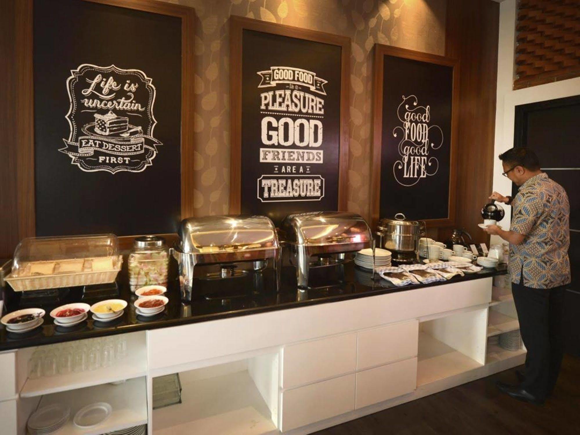 Kalya Hotel Bandung Dago Экстерьер фото